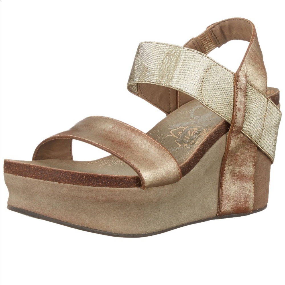OTBT GENTLY USED WEDGES